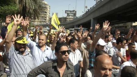 مصر.. قتلى باشتباكات بين الأمن والإخوان