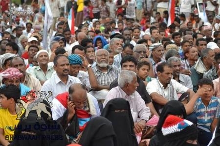 بيان سياسي عن فعالية الذكرى 43 ليوم الجيش وذكرى اول شهيد في الجنوب الشهيد صلاح سعيد القحوم بتاريخ 1-9-2007م