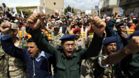 الـ BBC : الحوثيون يتدفقون على العاصمة اليمنية صنعاء لتصعيد ‘‘ العصيان المدني‘‘