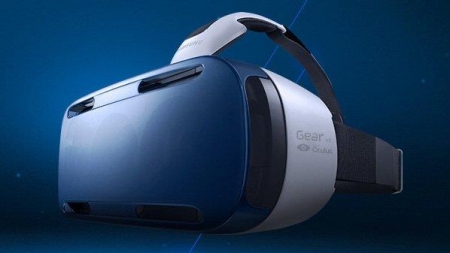 سامسونج تدخل عالم الواقع الافتراضي بنظارة Gear VR من "أوكلوس"