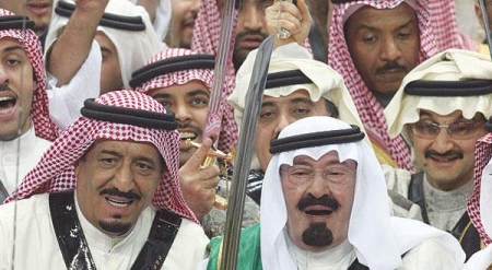 ولي العهد السعودي: ننعم بالاستقرار وسط منطقة تعج بالفوضى