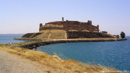شبيغل أونلاين: مقاتلو داعش يحاصرون ضريحا عثمانيا داخل سوريا