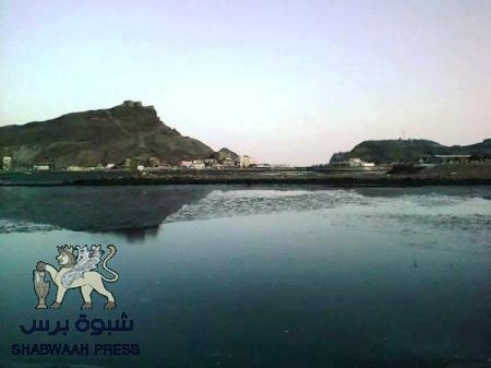 نهب الممتلكات العامة في العاصمة عدن