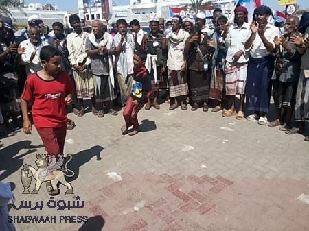 ‘‘ موكب التحرير‘‘ قصيدة مهداة الى شباب ساحة العروض بخورمكسر