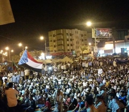 البيان الاماراتية : حراك جنوب اليمن يتوسع و‘‘جمعة غضب‘‘ اليوم