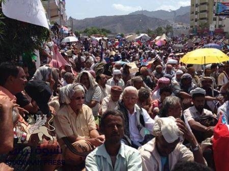 اللجان الشعبية بمديرية مودية تعلن تأييدها وإنظمامها إلى ساحة الثوار وتأييدها مطالب شعب الجنوب.