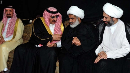 محمد بن نايف يزور عائلات قتلى الأحساء.. بيان تهدئة لرجال دين ورئيس الهيئة يندد