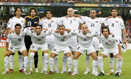 في قرار مفاجيء.. لاعبو العراق يغادرون فندق منتخبات خليجي 22