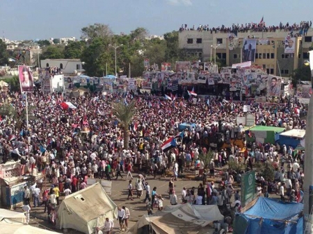 صحيفة الخليج : اليمن: الآلاف من أنصار الحراك يطالبون بالانفصال