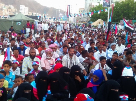 الرئيس منصور هادي يخوض منافسة معقدة لكسب الجنوبيين
