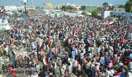 يواصل منتدى (المجتمع المدني) بحث خيارات التصعيد السلمي للانتقال من الحراك الشعبي إلى الثورة السلمية