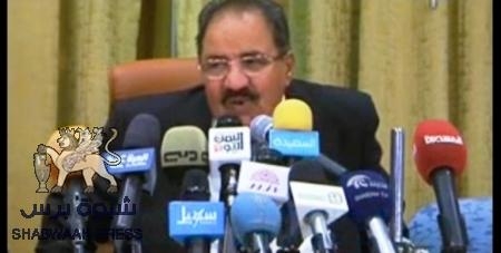 تفاصيل انقلاب صحفي مفاجئ في موقف ‘‘الجندي‘‘ من نجل الرئيس اليمني(فيديو)