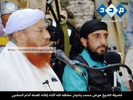 تنظيم القاعدة غي اليمن يعترف بقيامه بالهجمات الصاروخية على ميناء بلحاف