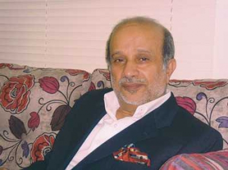 محسن بن فريد العولقي لـ ‘‘السياسة‘‘: ممثلوا البيض سيشاركون في المؤتمر الجامع والفيدرالية مع الشمال إهدار للوقت