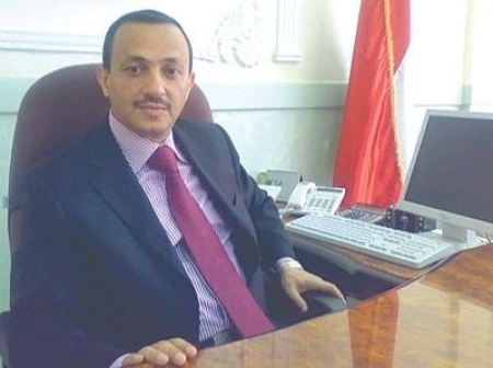من هو رئيس هيئة الطيران والارصاد المعين بدلا عن صهر الرئيس اليمني السابق؟ "سيرة ذاتية"