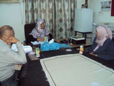 وزيرة الشؤون الاجتماعية و العمل في أول زيارة لها لمركز الخدمات الاجتماعية عدن