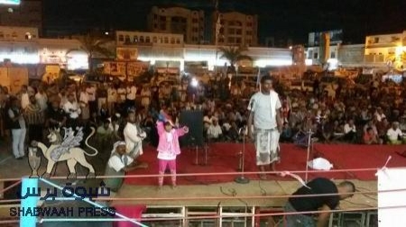 الدعوات لغضب وعصيان شامل ابرز عنوان في..حصاد الاحد من ساحة الاعتصام الجنوبي بالعاصمة عدن
