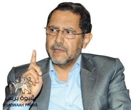 السلطان ‘‘العفيفي‘‘ يستنكر الهجوم الغادر على الرئاسة ويعتبر ما حدث استهداف للرئيس هادي وكل أبناء الجنوب المتواجدين في صنعاء
