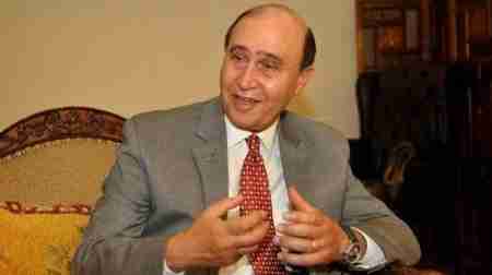 مصر تعلن عزمها التدخل عسكرياً في حال إغلاق باب المندب