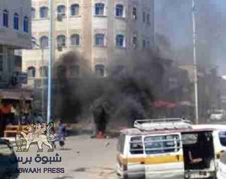 قوات عسكرية يمنية في المنصورة تتعرض لهجوم بالصواريخ والرشاشات المتوسطة