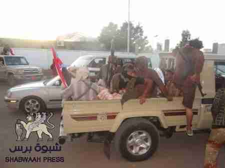 تعزيز اللجان الشعبية في عدن بمجاميع من محافظتي أبين وشبوة