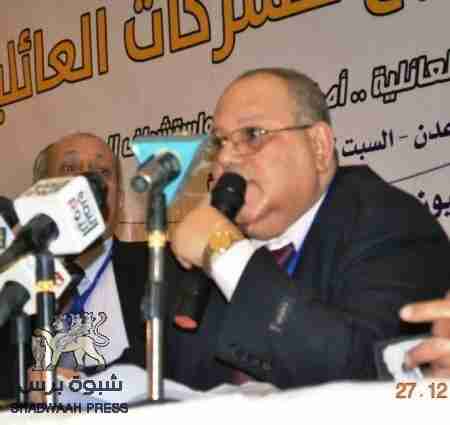 القيادي الحراكي باهارون : يدعو الى الالتفاف حول هادي حتى تخرج البلد من هذه الأزمة الطاحنة