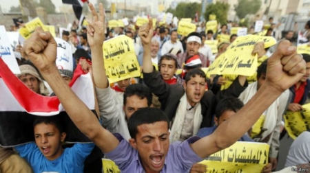 الصحف الخليجية تدعو اليمنيين للالتفاف حول منصور هادي في مواجهة الحوثيين