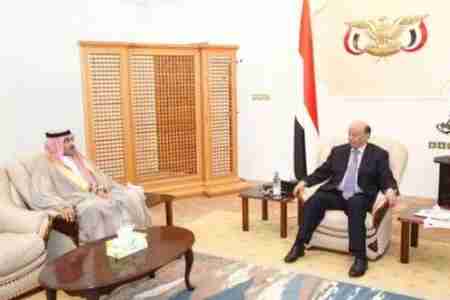 رويترز : الرئيس هادي يكثف من نشاطه السياسي والدبلوماسي في مدينة عدن