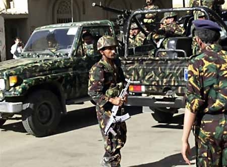 صحيفة تكشف حجم القوة العسكرية للجيش والأمن المركزي اليمني في عدن ولحج