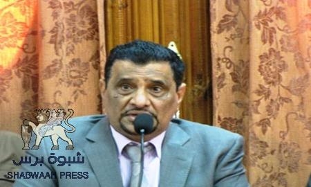 اللواء المنهالي يصل عدن ويتراجع عن الاستقالة