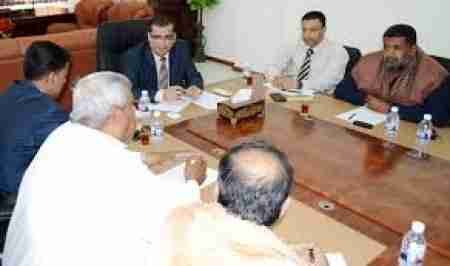 محافظ حضرموت : سنبقى على مسافة واحدة من كل الاطراف