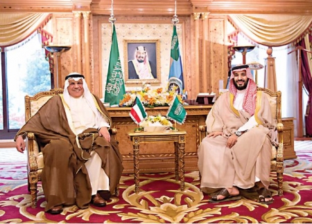 محمد بن سلمان يستقبل وزير الدفاع الكويتي