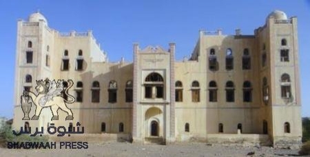 عاجل : قبائل شبوه تهاجم قوات عفاش والحوثيين الغازية لمدينة النقوب ببيحان