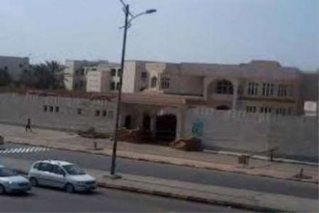 منزل الرئيس هادي يتعرض للقصف من قبل جماعة الحوثي