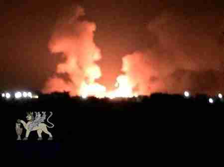 طيران التحالف العربي يدمر اللواء الخامس ومستودعات المدينة الخضراء (صور)