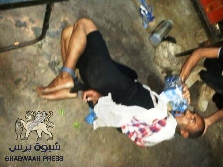القبض على حوثي بملابس نسائية في عدن