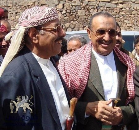 قيادات حراكية وقوى سياسية تفيد بتحول لواء 27 بالمكلا من مؤيد للشرعية إلى تحالف مع القاعدة .