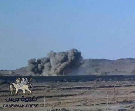 فيديو -- ضربة جوية لطيران التحالف تدمر اكبر خزائن الذخيرة بلواء المجد مكيراس