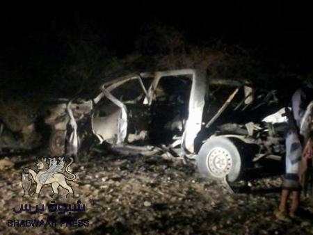 طائرة بدون طيار تقصف سيارة للقاعدة جنوب شرق عتق واخرى تنجو من القصف(صور)