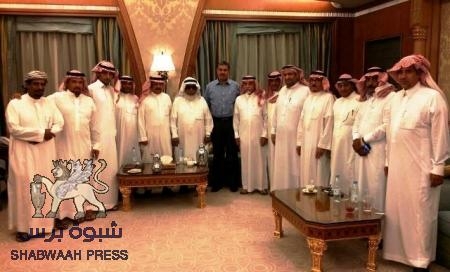 الأستاذ خالد بحاح يستقبل الشيخ بلبحيث شيخ قبائل نعمان