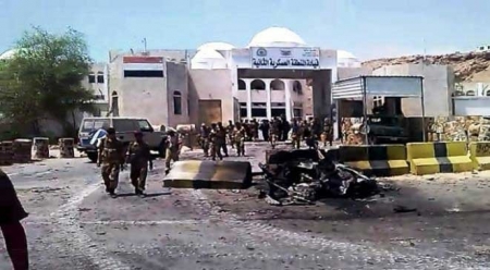 ‘‘شينخوا‘‘: تنظيم القاعدة يستكمل سيطرته على مطار الريان واللواء 27 ميكا