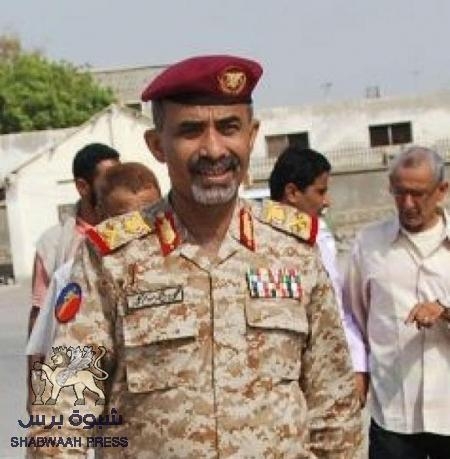 المخلوع يغادر اليمن والحوثيون يفرجون عن اللواء الصبيحي