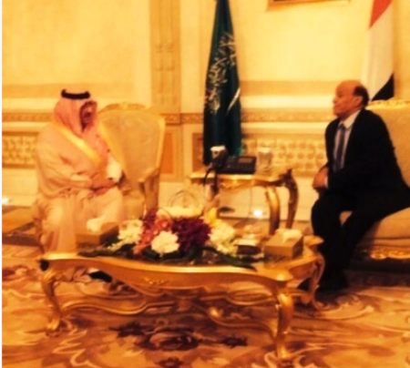 رئيس الجمهورية يلتقي ولي ولي العهد في مقر إقامته ويثمن دور السعودية في إنقاذ اليمن من العناصر الإنقلابية