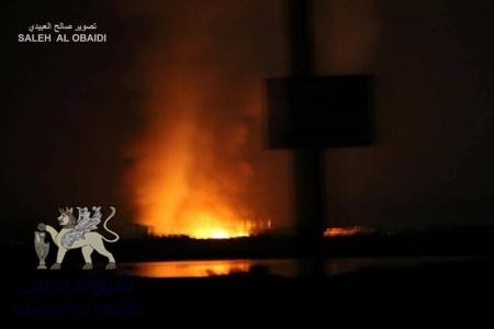 غارات بحرية وجوية على أهداف عدة في مدينة عدن