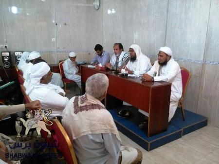سياسي حضرمي : تنظيم القاعدة يضع الأسس الأولية لدولته في المكلا