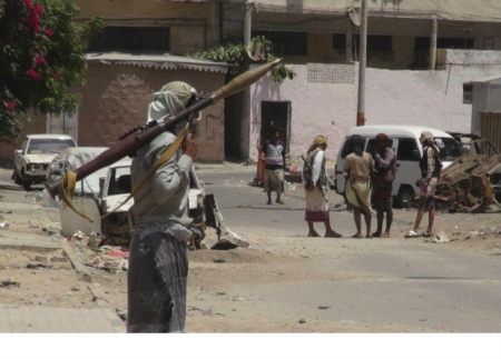مشائخ اليمن يغمرون جبهات القتال بالاف المقاتلين ومصدر يكشف المخطط الحقيقي للحرب الحالية