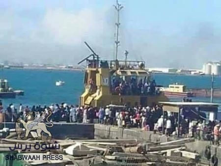 عدنية من بين 45 شهيدا تصرخ : انقذونا يا مسلمين