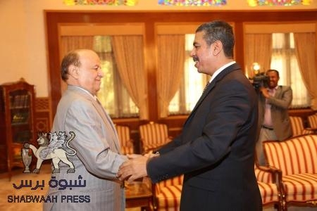 المسئولين وأسرهم في نعيم : النزوح من عدن إلى حضرموت يفوق التوقعات اكثر من ثلاثة آلاف أسرة تحتاج للاغاثة .
