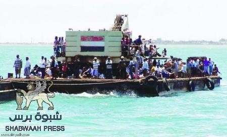نحو 800 أسرة عالقة في الهند لم تهتم بهم حكومة الإغاثة اليمنية وباسلمه يأسف أنهم  يتسولون.