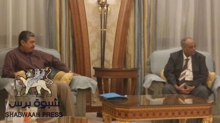 رئيس العصبة الحضرمي يزور نائب رئيس الجمهورية بحاح بالرياض